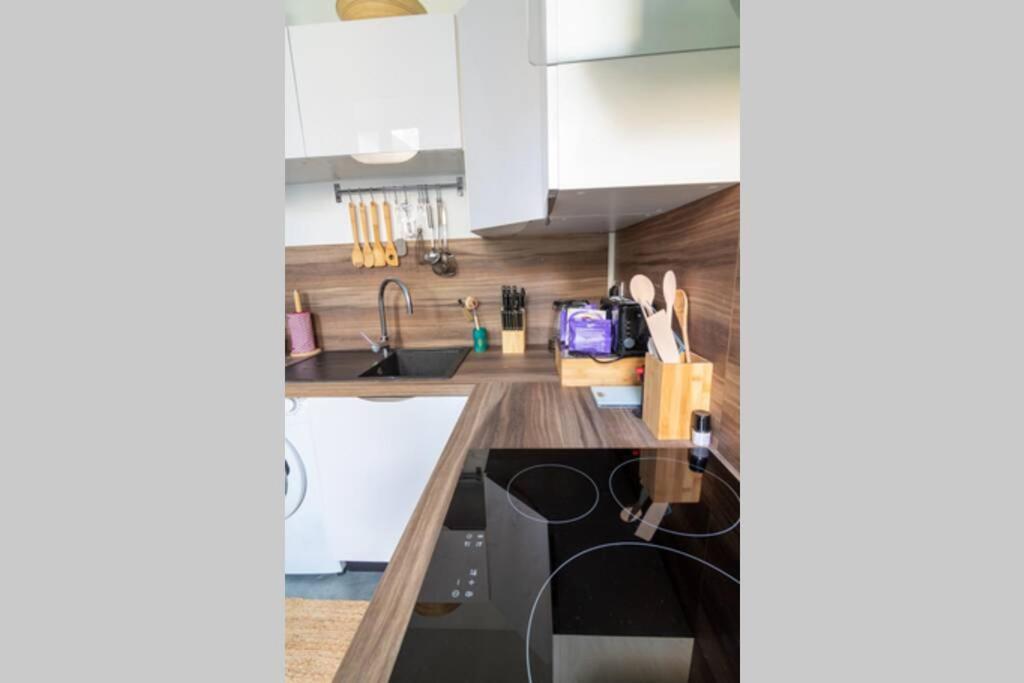 *Appartement Au Bout Du Monde Thouars* Exterior foto