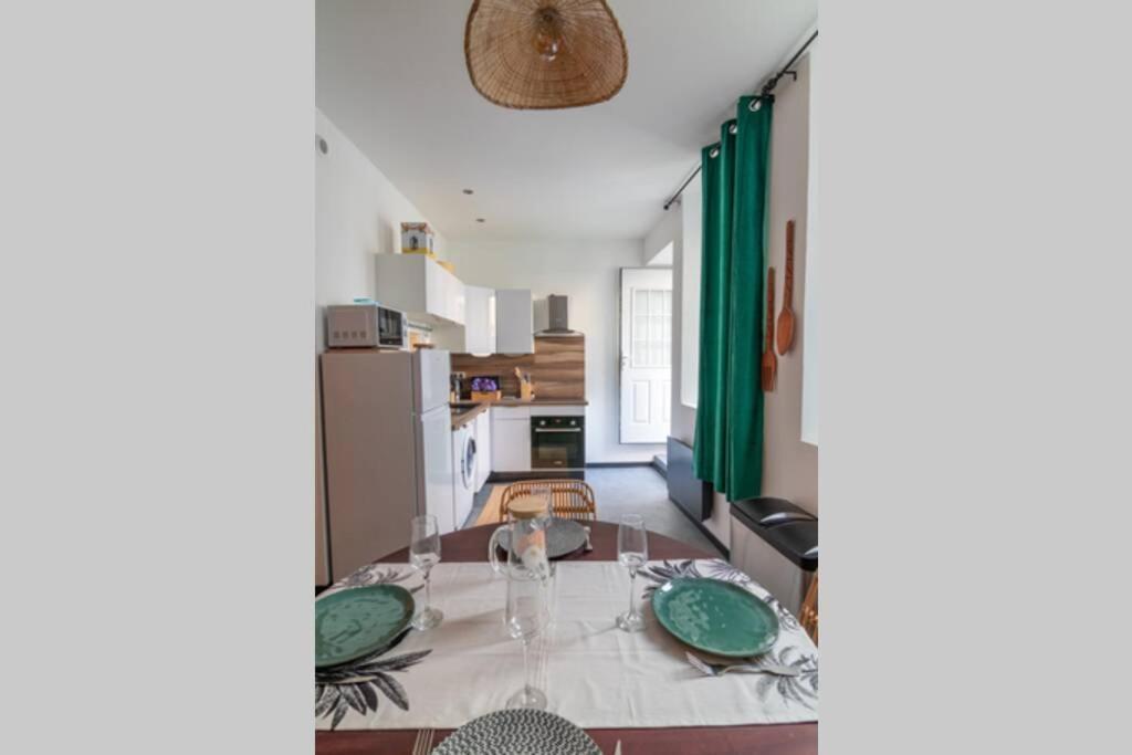 *Appartement Au Bout Du Monde Thouars* Exterior foto