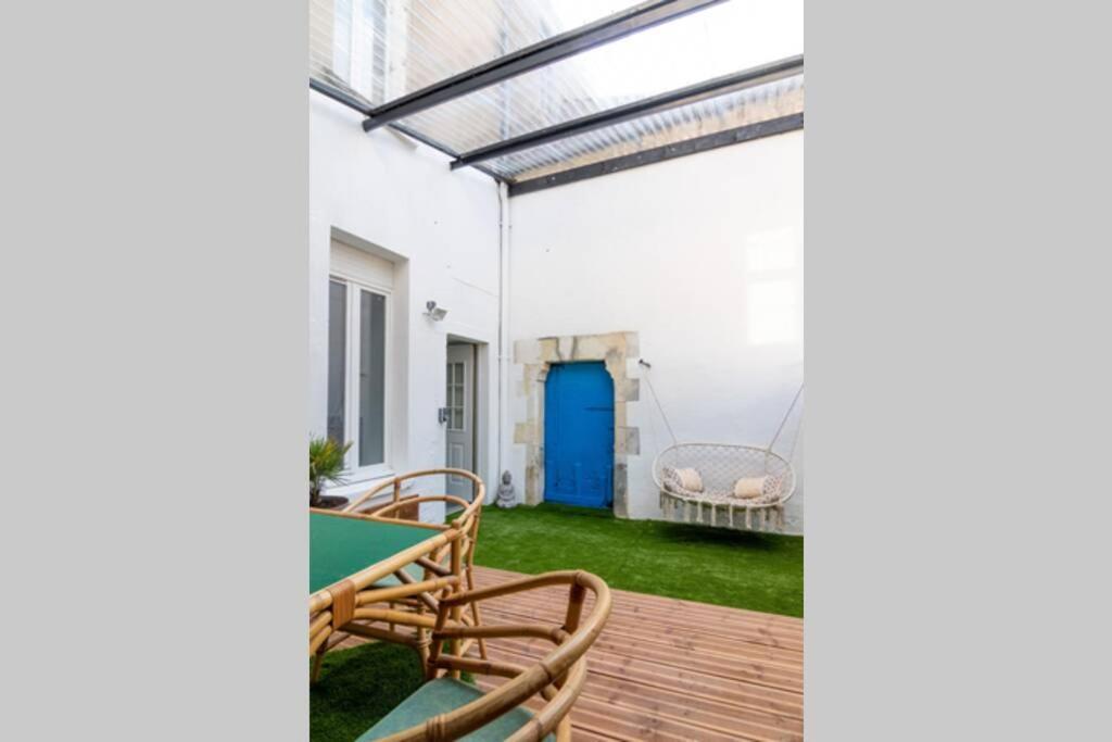 *Appartement Au Bout Du Monde Thouars* Exterior foto