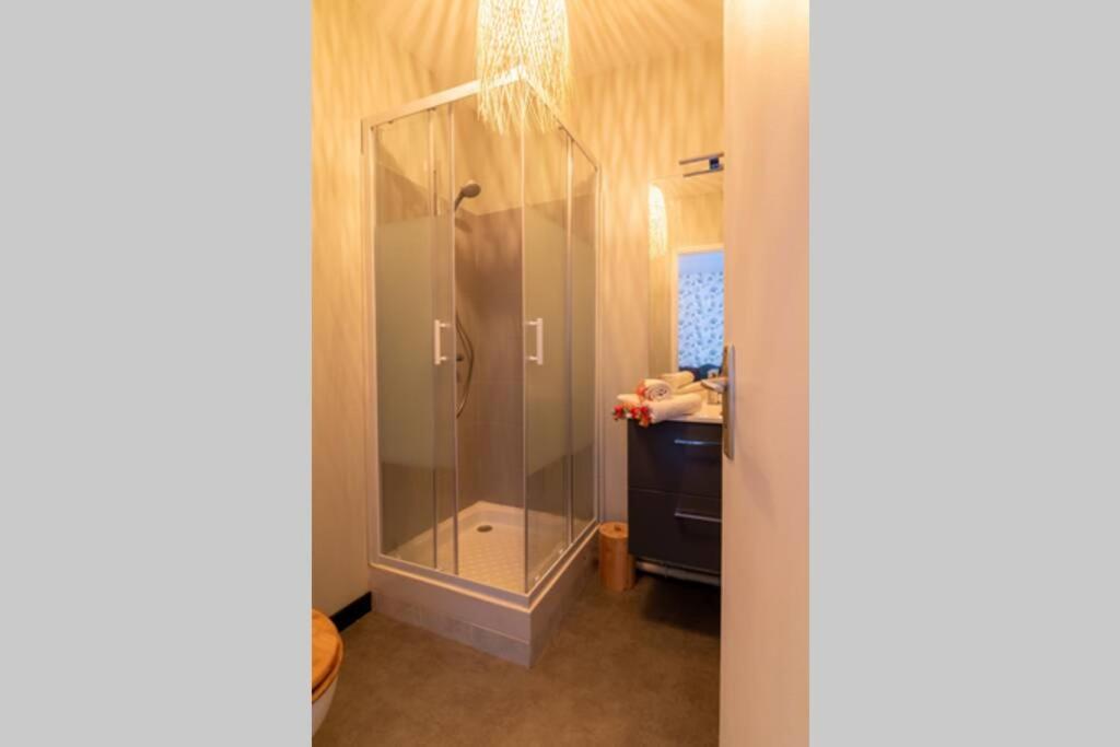 *Appartement Au Bout Du Monde Thouars* Exterior foto