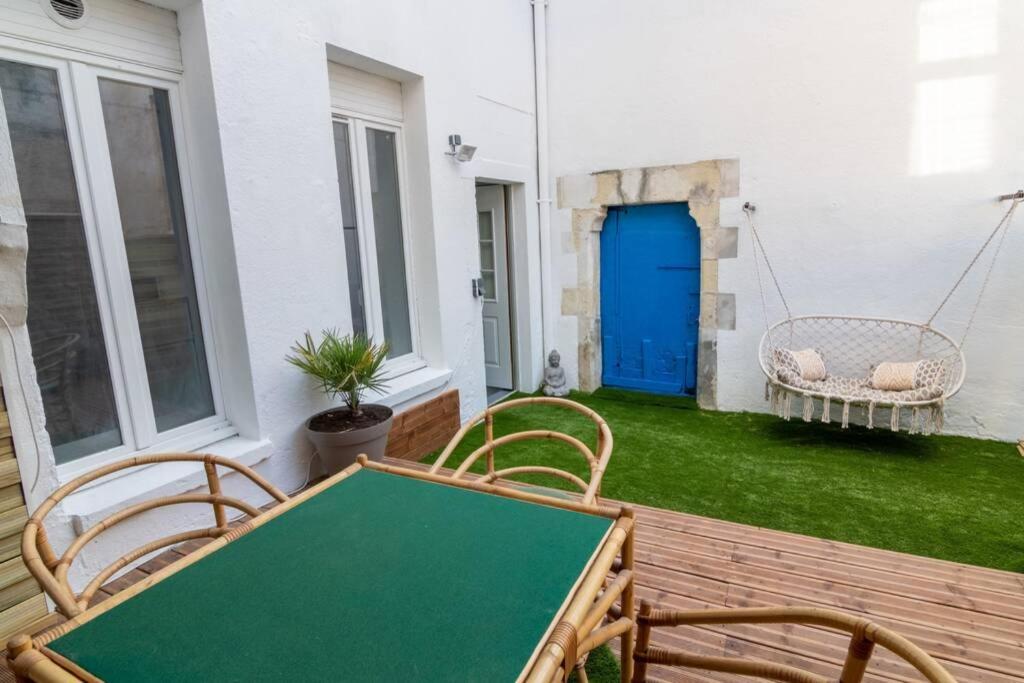 *Appartement Au Bout Du Monde Thouars* Exterior foto